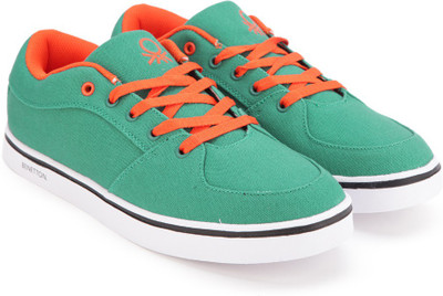 

United Colors of Benetton Sneakers For Men(Green, 904