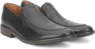 

Clarks Becken Step Black Leather Slip On For Men(Black