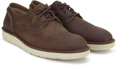 

Clarks Fayeman Lace Beeswax Casual For Men(Brown