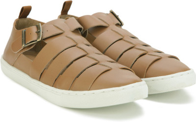 

United Colors of Benetton Men 901 Sports Sandals