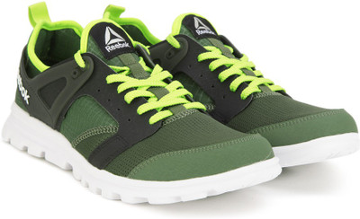 

REEBOK AMAZE RUN Running Shoes For Men(Multicolor, Yllw/slvr/blk/wht