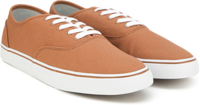 

United Colors of Benetton Sneakers For Men(Orange, 906