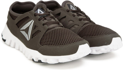 

REEBOK TRAVEL TR PRO Training Shoes For Men(Brown, Earth/white/metsil/black