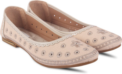 

Anand Archies Bellies For Women(Beige, Cream