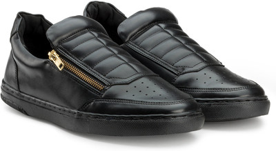 

Escaro Casual Sneakers For Men(Black