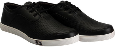

FAUSTO Trendy Sneakers For Men(Multicolor, Black
