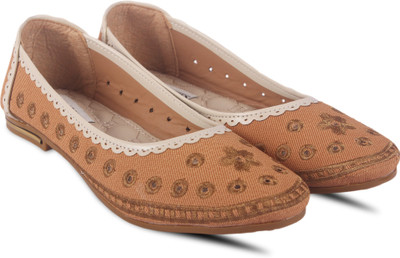 

Anand Archies Bellies For Women(Tan