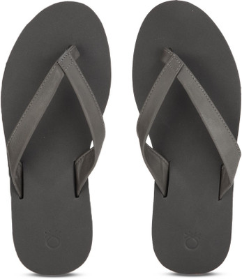 

United Colors of Benetton Slippers, 902