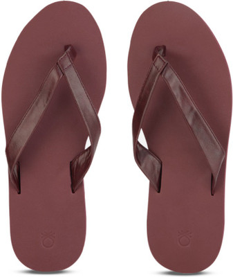 

United Colors of Benetton Flip Flops, 903