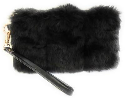 

Iios Casual Black Clutch