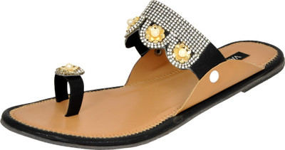 

Vaarun Women Black Flats