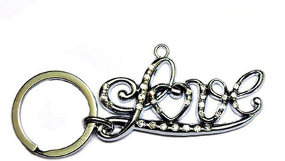 

Alexus Symbol Of Love Key Chain(Silver)