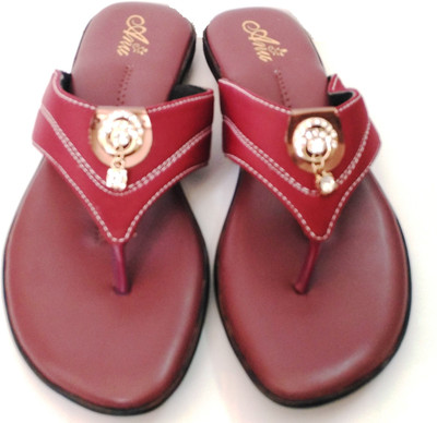 

LM Women Mehroon Flats