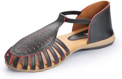 

Footsoul Women Black Casual