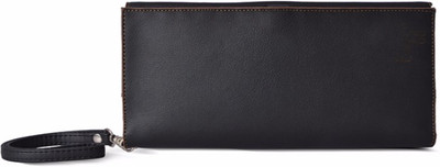 

Baggit Casual Black Clutch