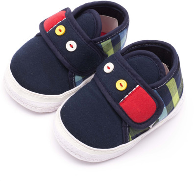 

Infano Boys & Girls Velcro Sneakers(Blue