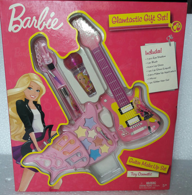 

Goyal Barbie Glamtastic gift set