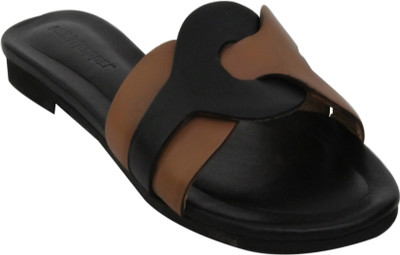 

Salt N Pepper Women BlackWood Flats