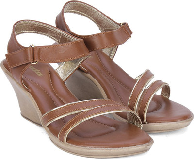 

Bata Women Tan Wedges