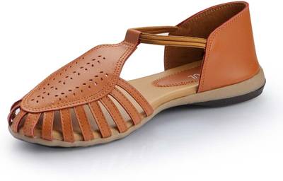 Footsoul Women Tan Casual Price History