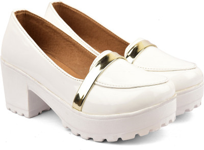 

Bare Soles Casuals For Women(White