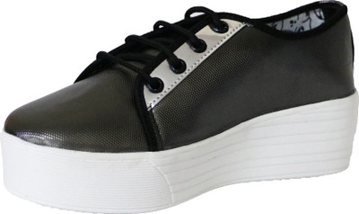 

StarYou Sneakers For Women(Black, Grey