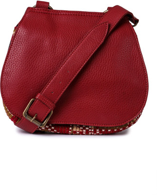 

Kamloops Women Casual Red PU Sling Bag
