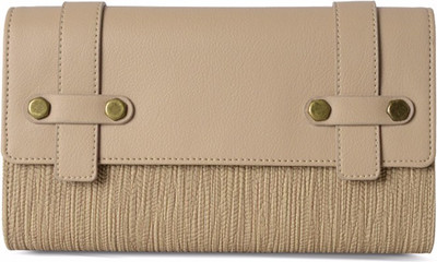 

Baggit Casual Beige Clutch