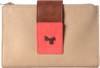 

Baggit Casual Beige Clutch