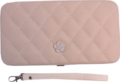 

Charu Boutique Casual Beige Clutch