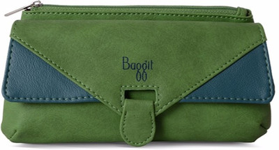 

Baggit Casual Green Clutch