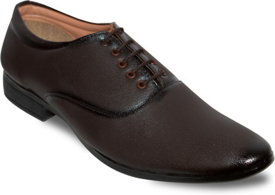 44 OFF on Feetway Formal Office Shoes Lace Up For Men Black on Flipkart PaisaWapas