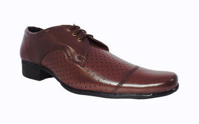 

TOIZ MEN BROWN FORMAL SHOES Lace Up For Men(Natural