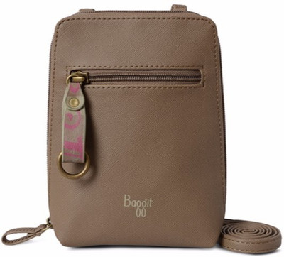 

Baggit Women Casual Beige PU Sling Bag