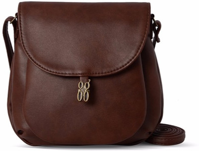 

Baggit Women Casual Brown PU Sling Bag