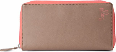 

Baggit Casual Beige Clutch