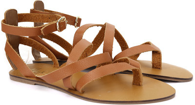 

Carlton London Women TAN Flats