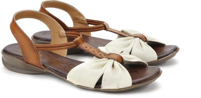 

Catwalk Women WHITE Flats