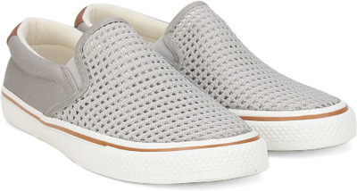 

United Colors of Benetton sneakers For Men(Grey, 902