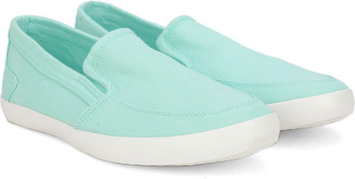 

United Colors of Benetton Sneakers For Men(Green, 903