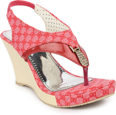 

Digni Women Pink Wedges