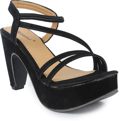 

Digni Women Black Heels