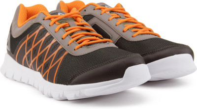 

REEBOK RIPPLE VOYAGER XTREME Running Shoes For Men(Brown, Earth/stone grey/nacho