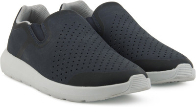 

Clarks Torset Easy Navy Slip on Sneakers For Men(Navy