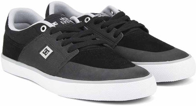

DC Sneakers For Men(Black