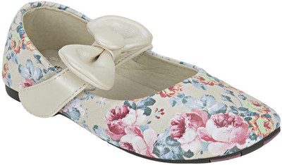 

Joy N Fun Girls Slip-on Flats(Multicolor