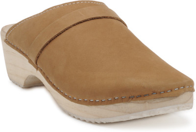 

iLO Women Tan Heels