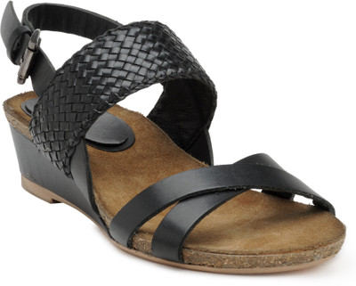 

iLO Women Black Sandals