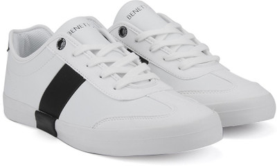 

United Colors of Benetton Sneakers For Men(White, Black, 901
