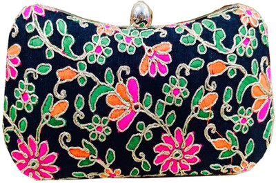 

CRAFTBAZAAR Party Multicolor Clutch